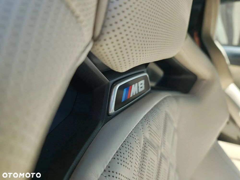 BMW M8 Competition - 13