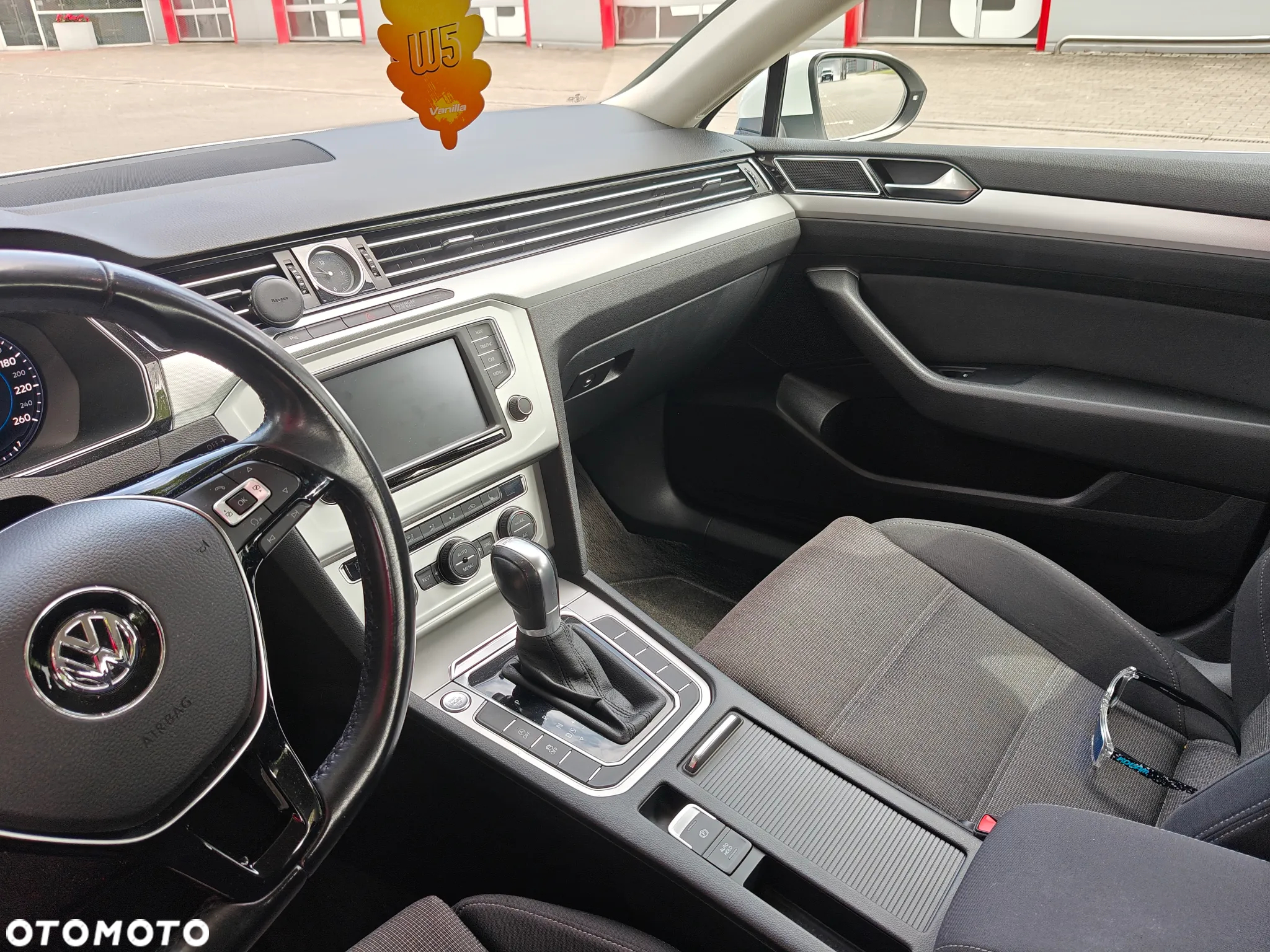 Volkswagen Passat 1.8 TSI BMT Comfortline DSG - 20