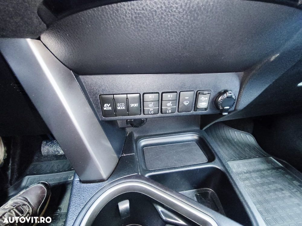 Toyota RAV4 2.5 4x4 Style Selection - 13