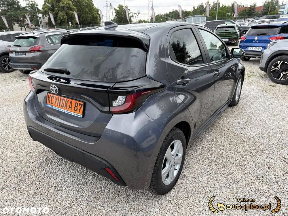 Toyota Yaris - 6