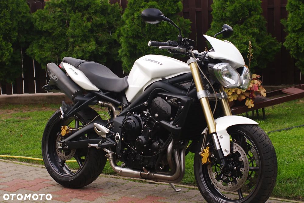 Triumph Street Triple