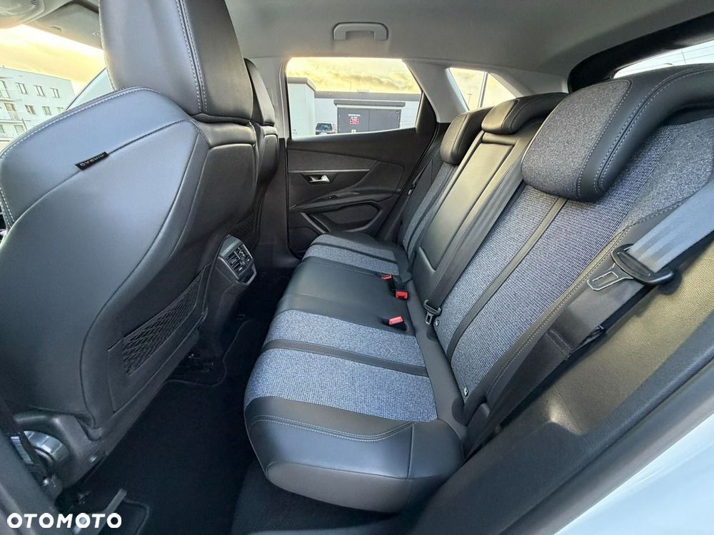 Peugeot 3008 BlueHDi 130 Stop & Start EAT8 Allure - 30