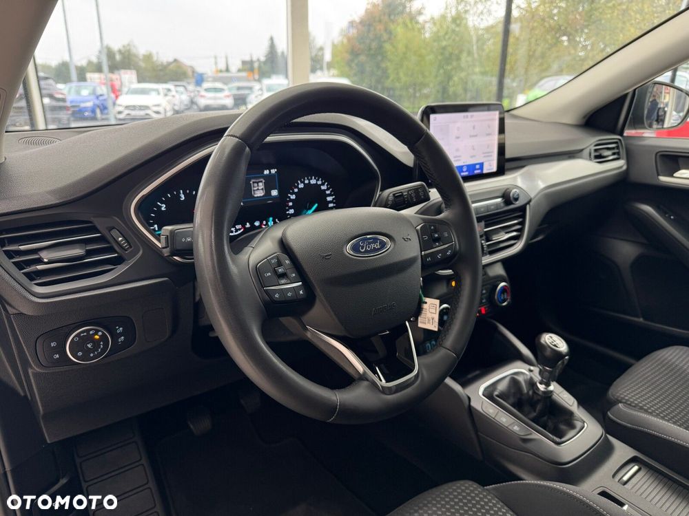 Ford Focus - 8