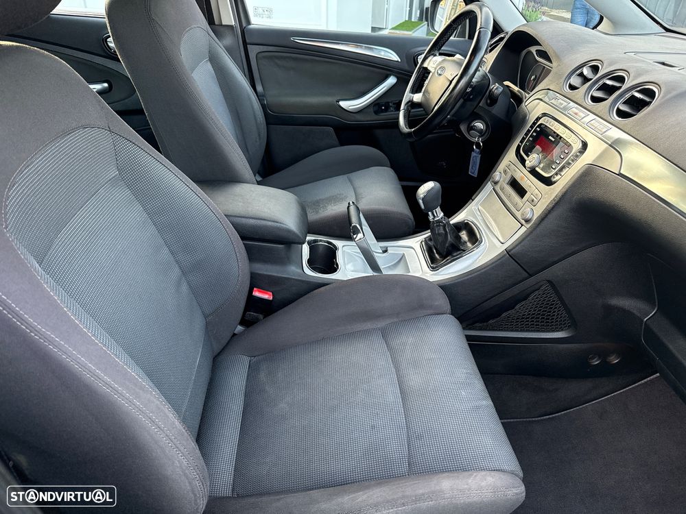 Ford S-Max 1.8 TDCi Titanium 7L - 15