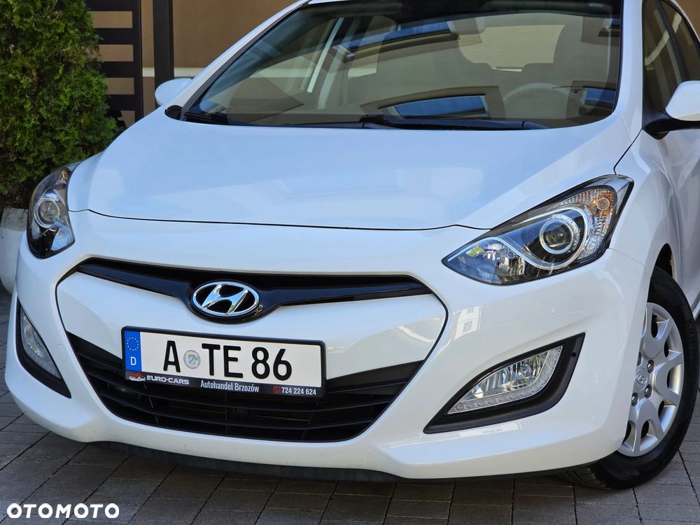 Hyundai i30 1.4 Comfort - 12