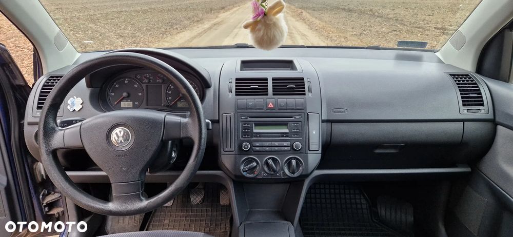 Volkswagen Polo - 10