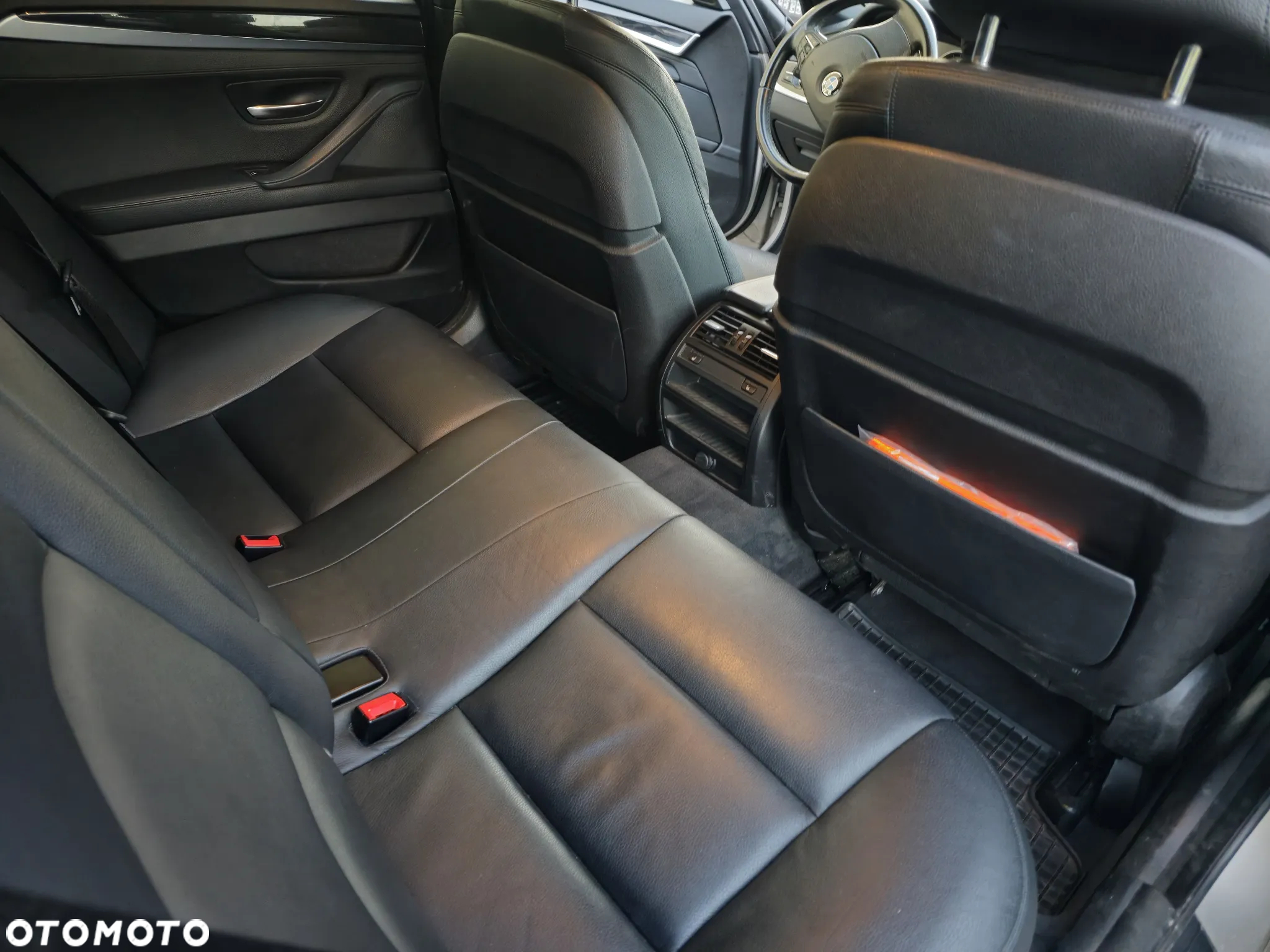 BMW Seria 5 525d xDrive - 5