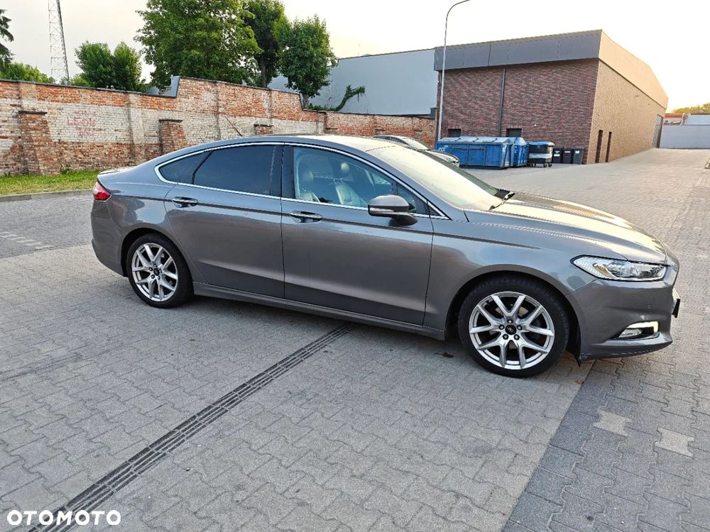 Ford Fusion - 8