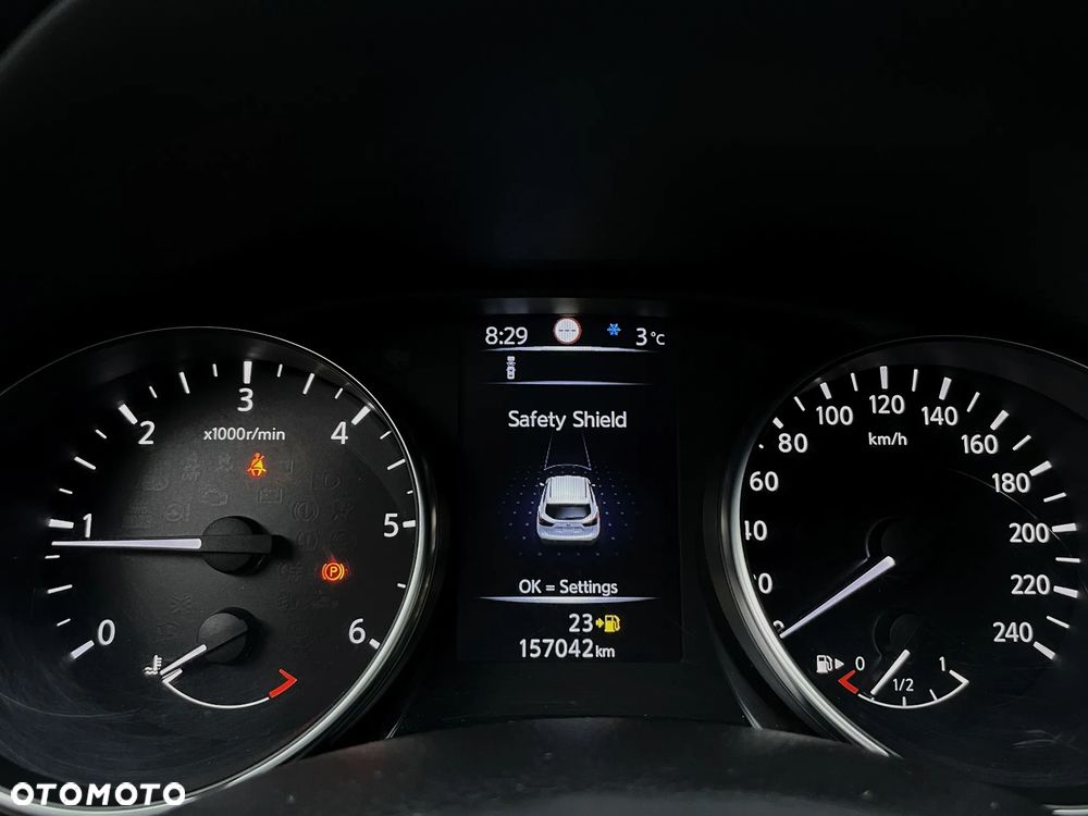 Nissan Qashqai 1.5 dCi N-Connecta - 21