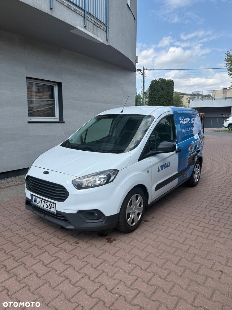Ford Transit Courier - 2