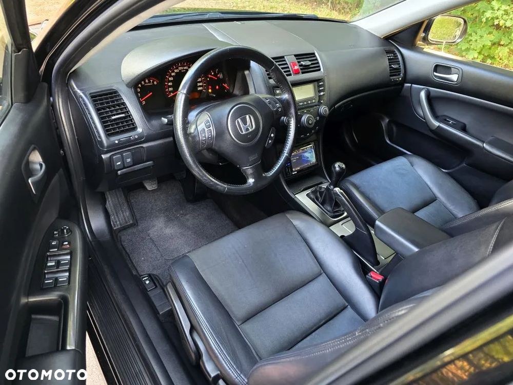 Honda Accord Tourer 2.0 i Sport - 11