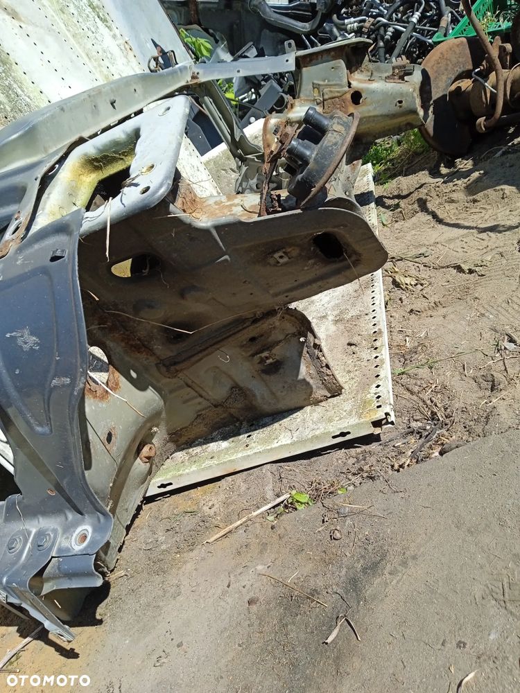PAS PRZEDNI WZMOCNIENIE CHŁODNIC OKULAR OPEL MERIVA B - 3