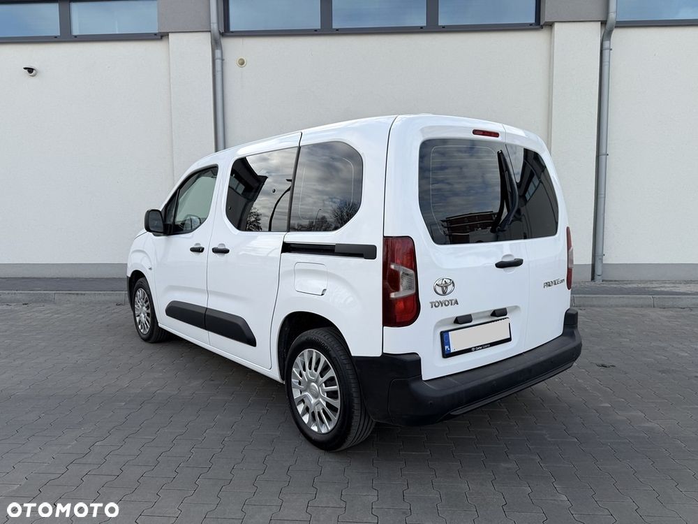 Toyota Proace City Verso 1.5 D-4D Business - 12
