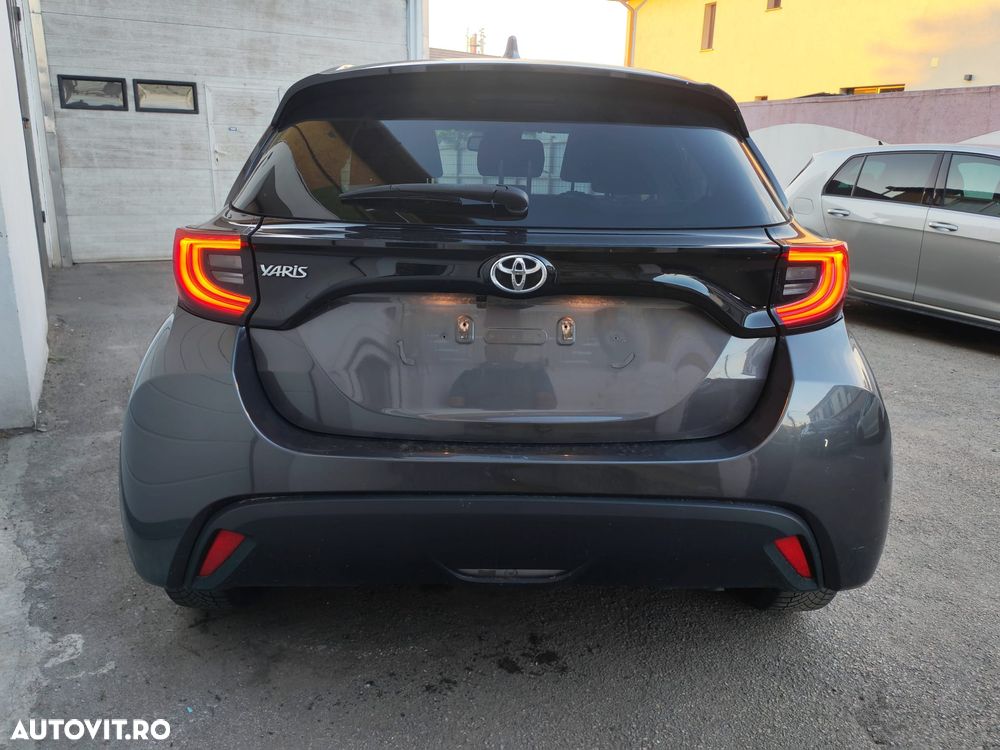 Toyota Yaris 1.5 VVT-i Style - 4