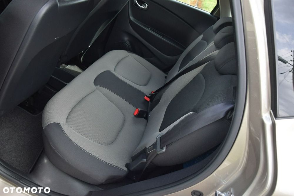 Renault Captur ENERGY TCe 120 Experience - 25