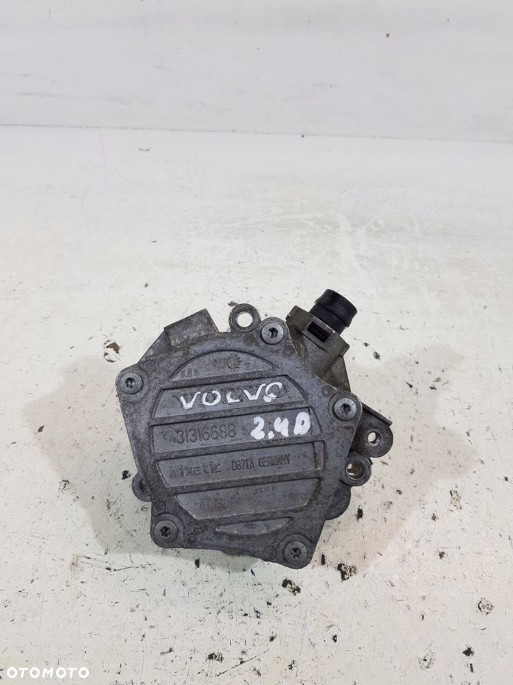 pompa vacum 31316688 volvo s60 ii v60 v70 2.0d - 1
