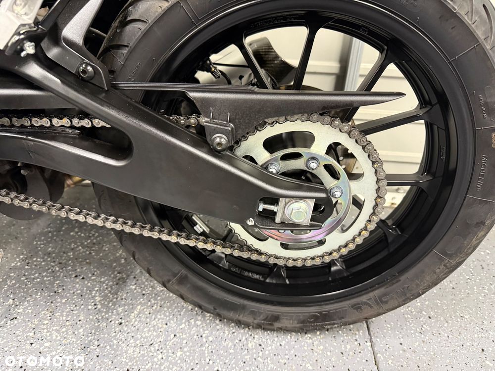 Yamaha MT - 14