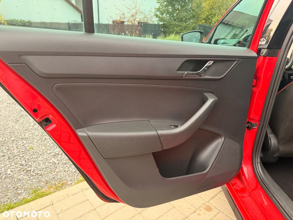 Skoda RAPID 1.2 TSI Monte Carlo - 17