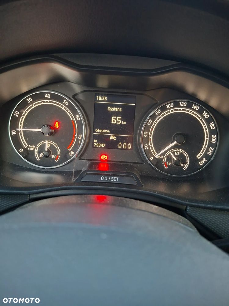 Skoda Kamiq 1.0 TSI Essence - 7