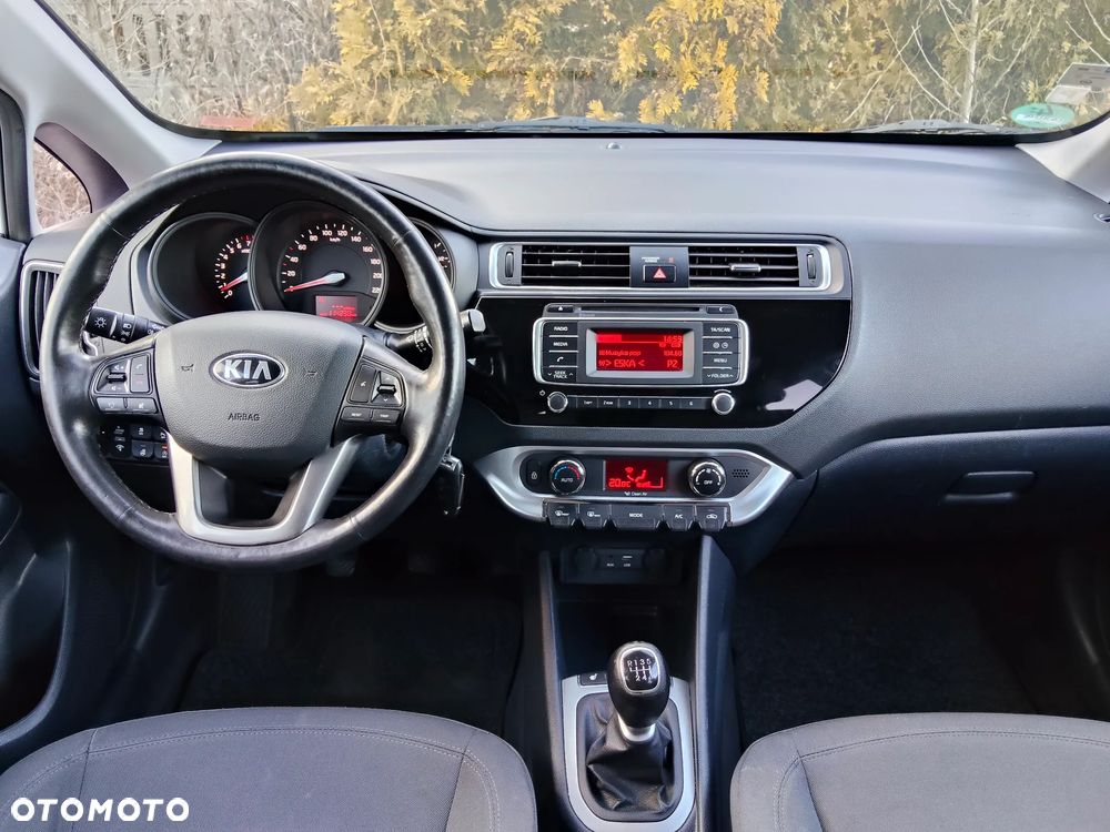 Kia Rio 1.4 ISG Dream Team Edition - 11