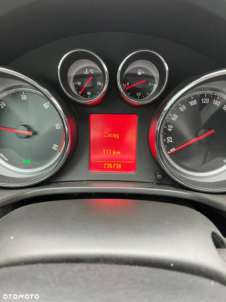 Opel Insignia 2.0 CDTI - 29