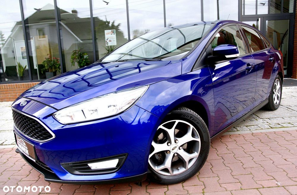 Ford Focus 1.6 Trend Sport - 24
