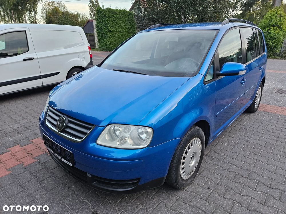 Volkswagen Touran - 22