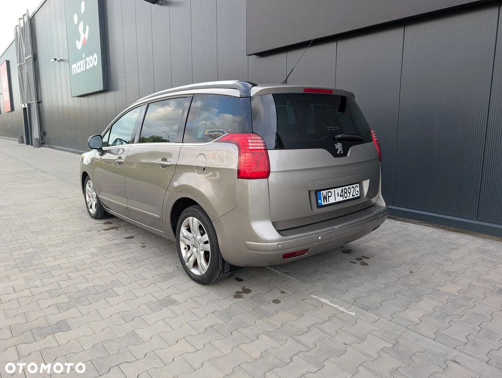 Peugeot 5008 HDI FAP 165 Automatik Allure - 3