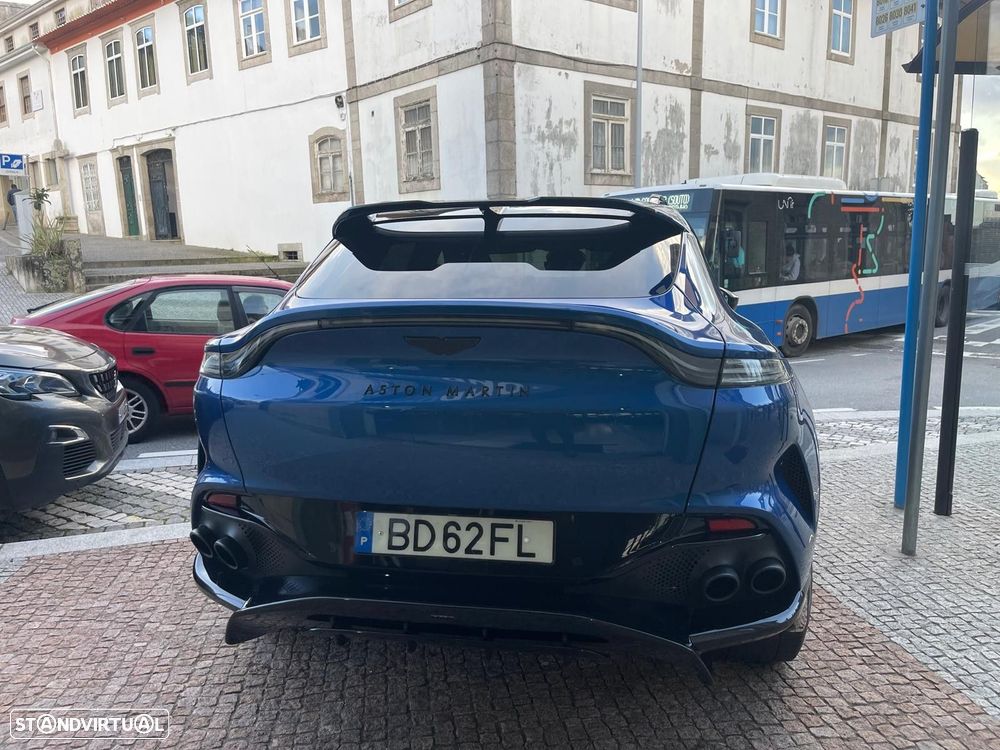 Aston Martin DBX 707 - 8