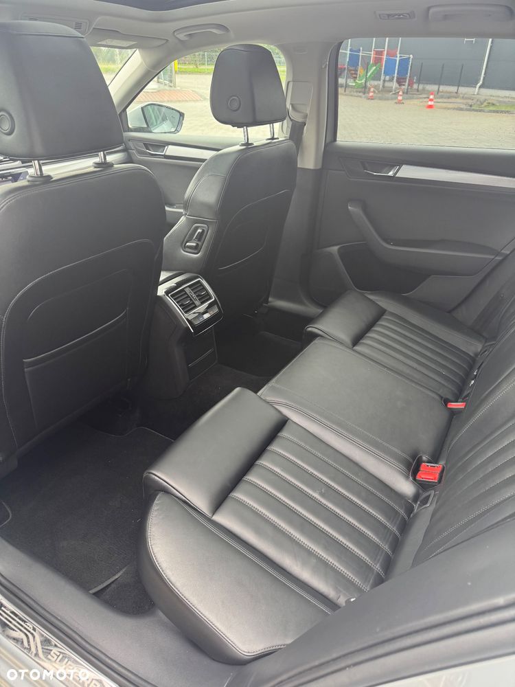 Skoda Superb 1.8 TSI DSG SportLine - 15