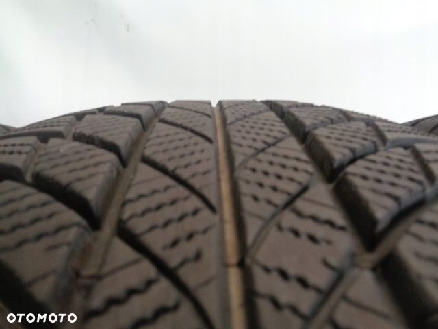 4X BRIDGESTONE BLIZZAK LM001 225/60R18 104H - 6