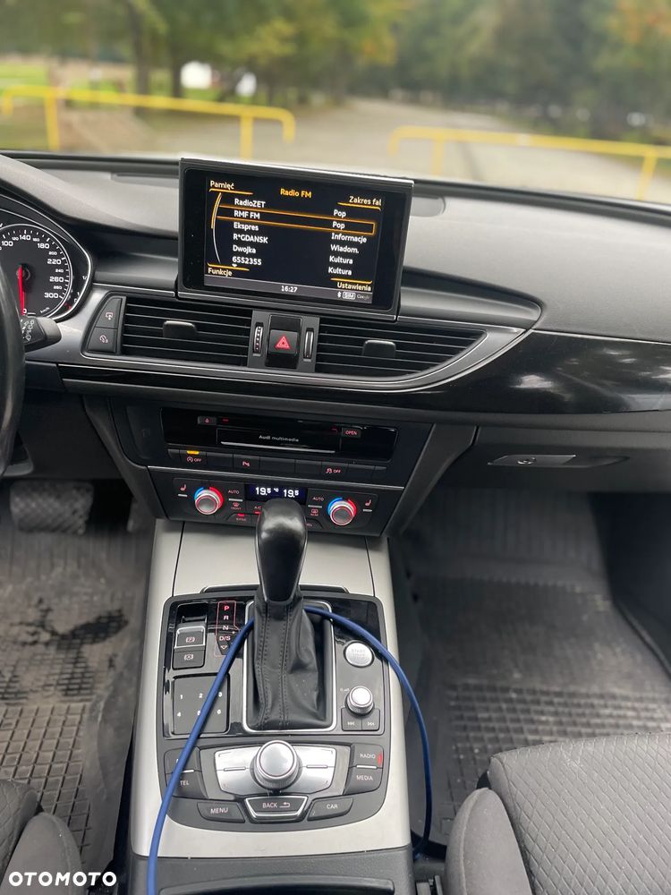 Audi A6 Avant 2.0 TDI Ultra S tronic - 17
