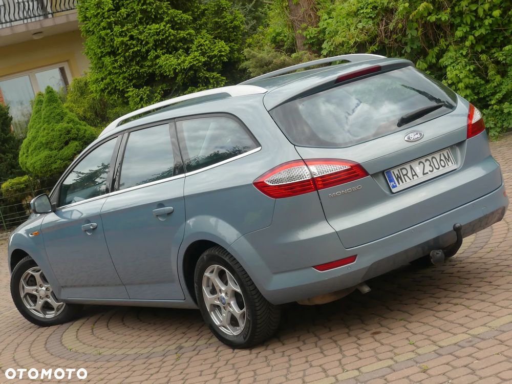 Ford Mondeo 2.0 Viva Titanium - 24