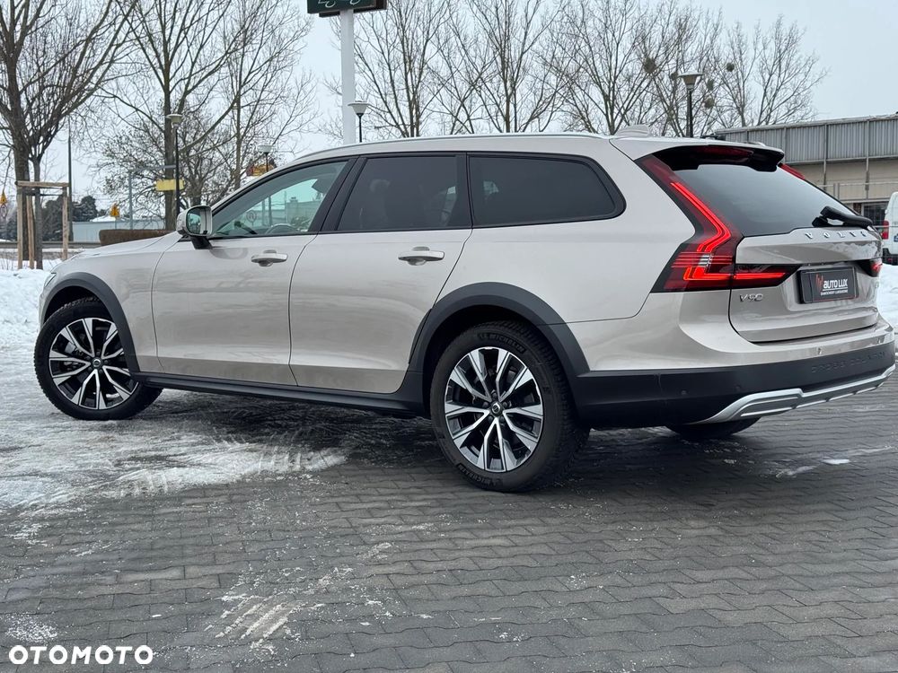 Volvo V90 Cross Country B5 B AWD Ultimate - 3