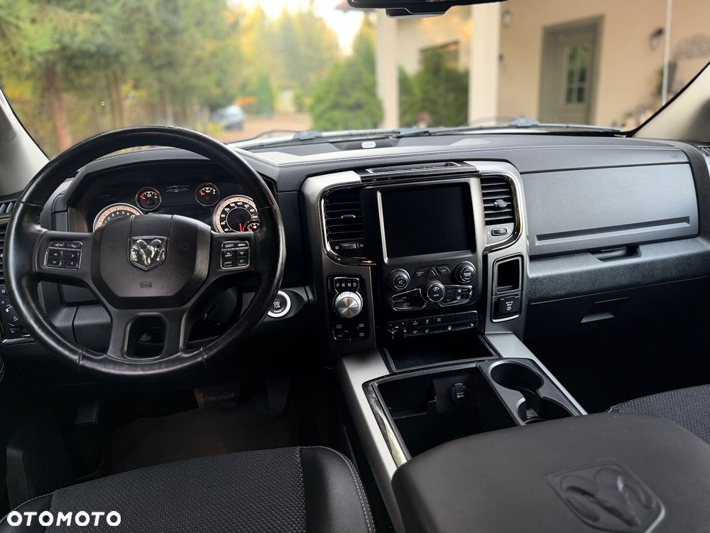 Dodge RAM 5.7 4x4 - 11