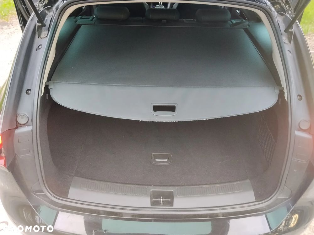 Opel Insignia - 19