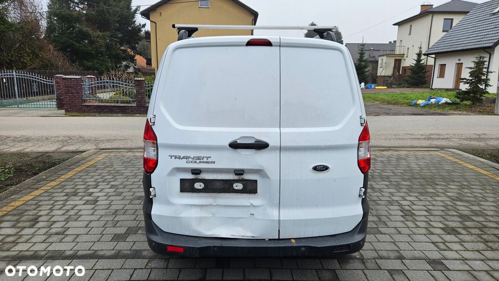 Ford Transit Courier - 5