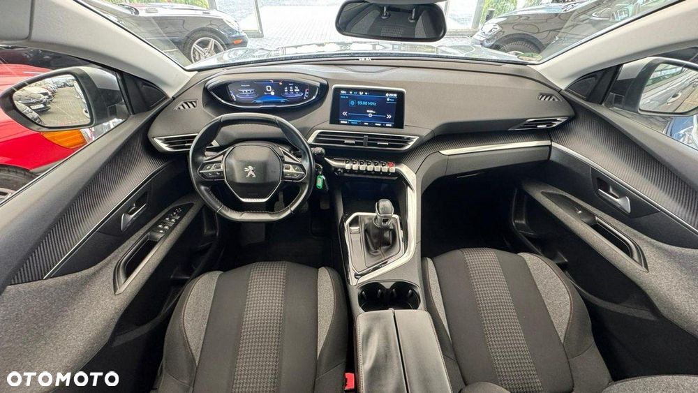 Peugeot 3008 1.2 PureTech Road Trip S&S - 19