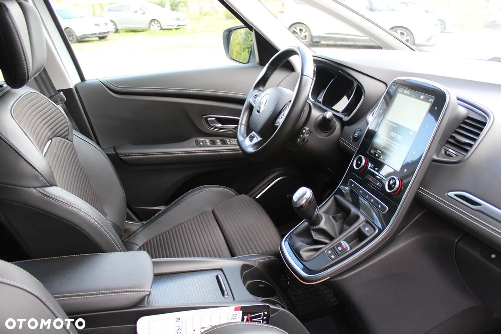 Renault Grand Scenic Gr 1.3 TCe Energy Bose - 24
