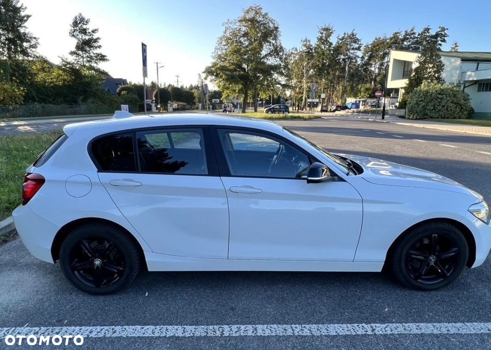 BMW Seria 1 116d - 8