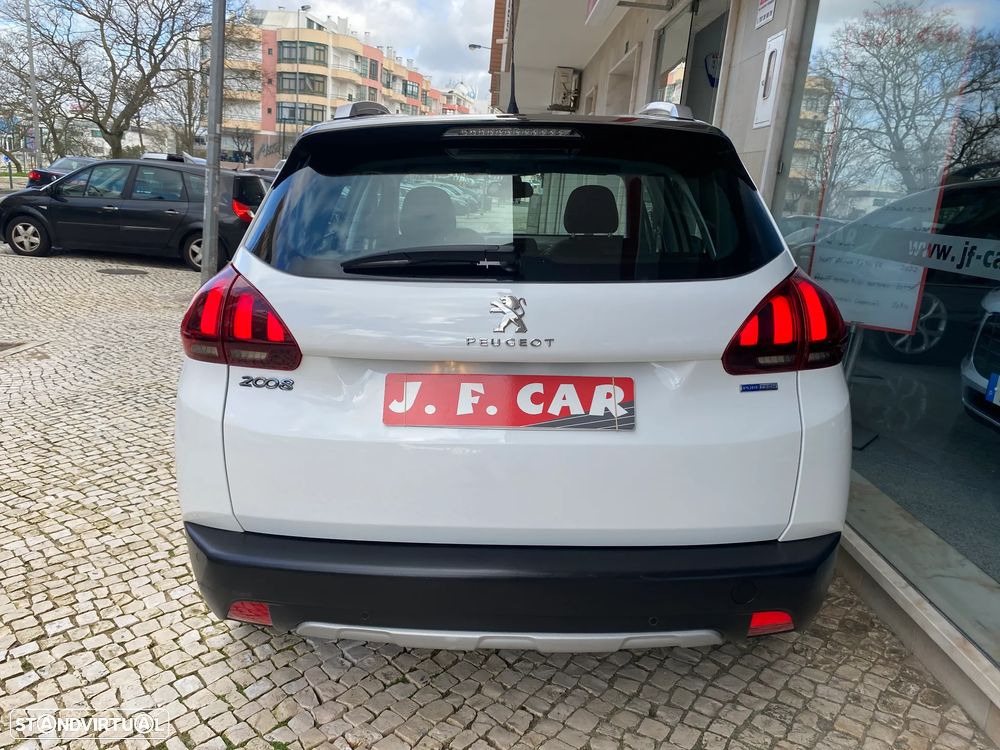 Peugeot 2008 PureTech 110 Stop&Start Allure - 11