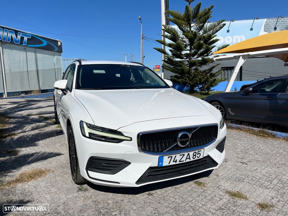 Volvo V60 2.0 D3 Momentum Plus - 5