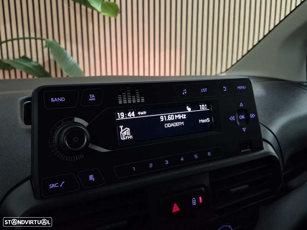 Peugeot Partner - 99.000KMS | GARANTIA | NACIONAL - 3 LUG. - 13