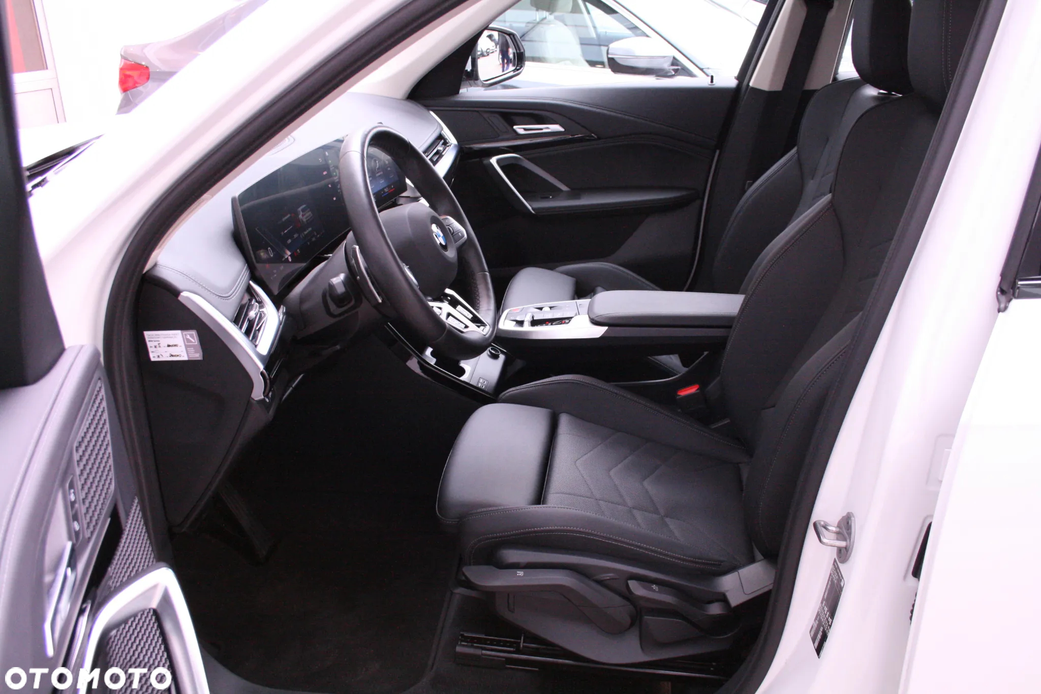 BMW X1 sDrive18i xLine - 6
