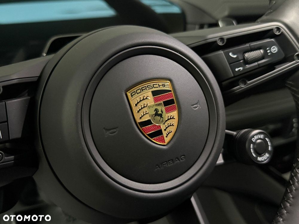 Porsche Cayenne - 22