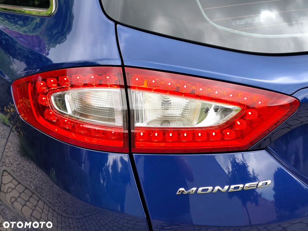 Ford Mondeo 2.0 TDCi Titanium PowerShift - 38