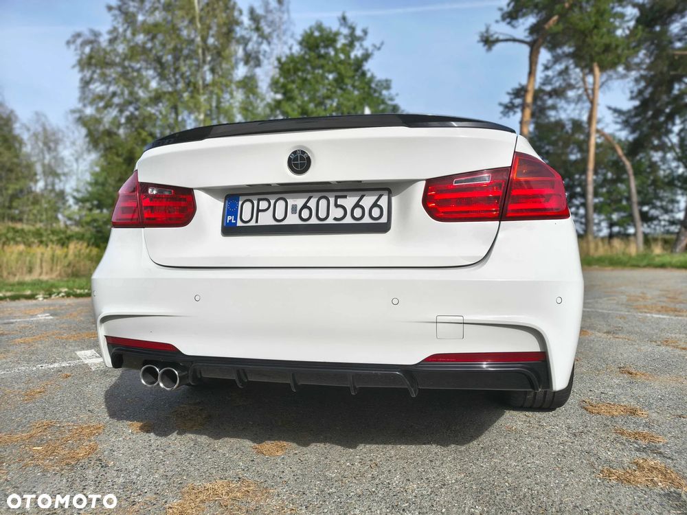 BMW Seria 3 335d xDrive Edition M Sport Shadow - 13