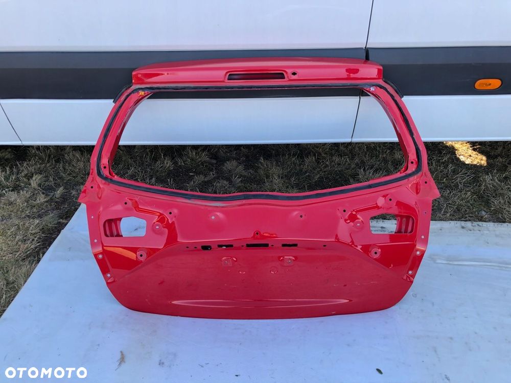 TOYOTA YARIS III LIFT IV KLAPA BAGAŻNIKA IGŁA 17- - 1