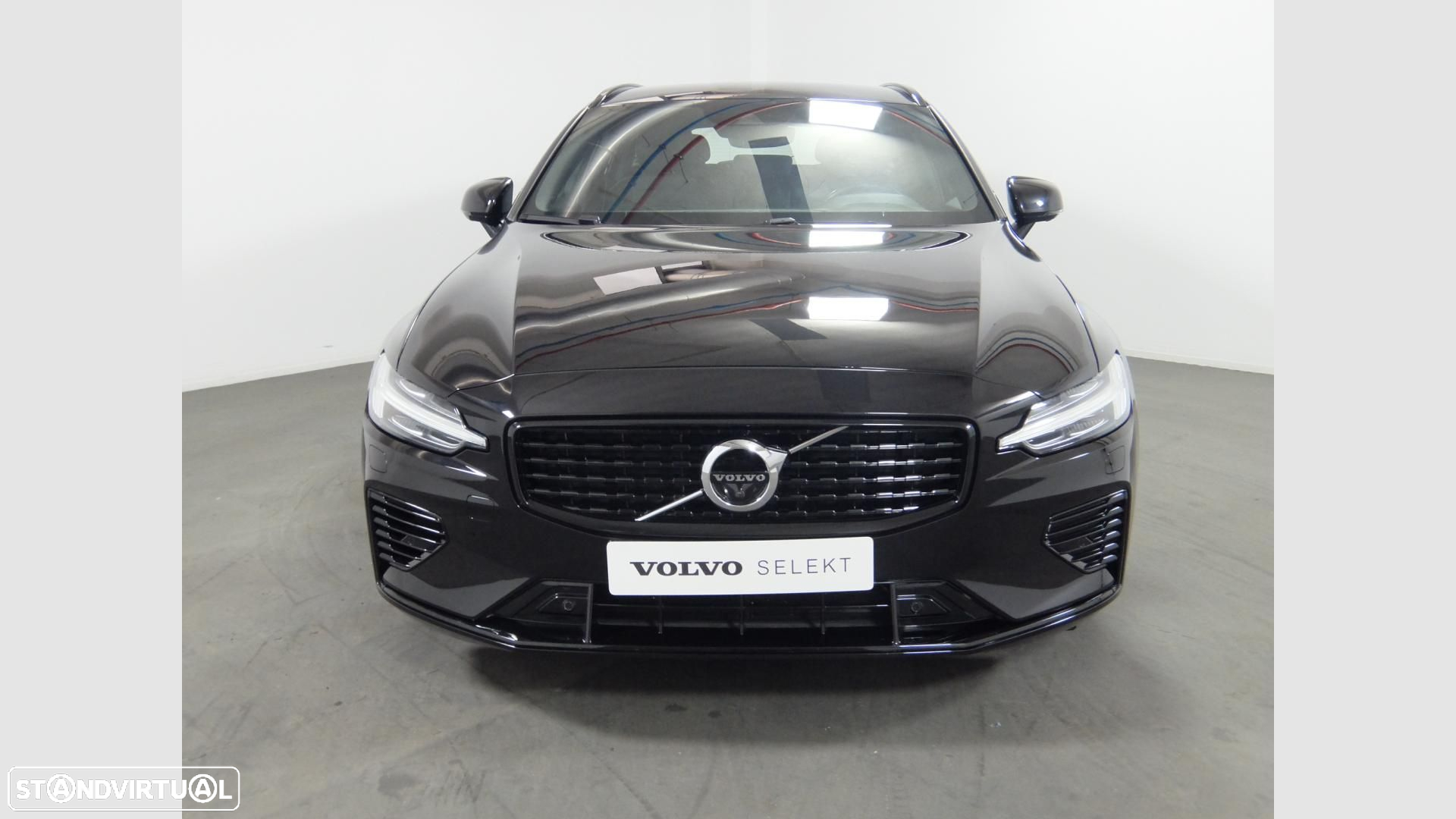 Volvo V60 2.0 T8 AWD TE R-Design - 2
