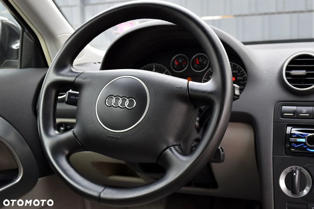 Audi A3 1.9 TDI Attraction - 22